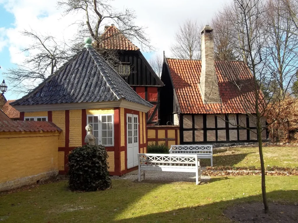 Historische Häuser im Freilichtmuseum Den Gamle By in Aarhus