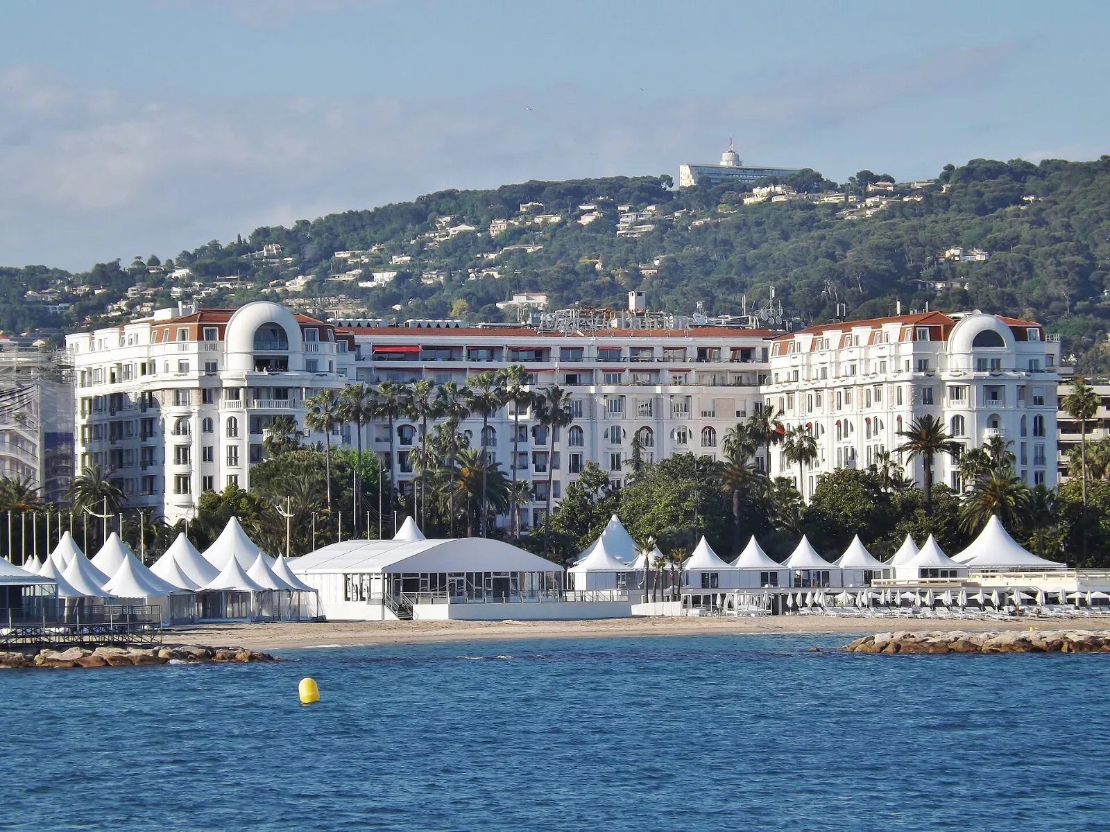 Croisette und Bucht von Cannes