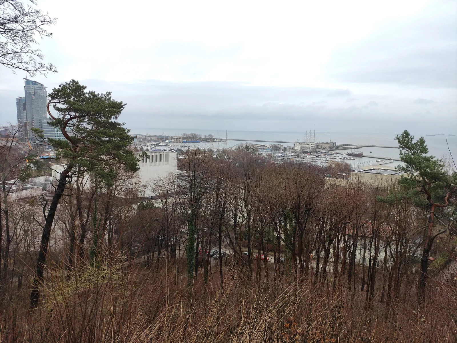 Blick von der Kamienna Góra auf die Danziger Bucht bei Gdingen