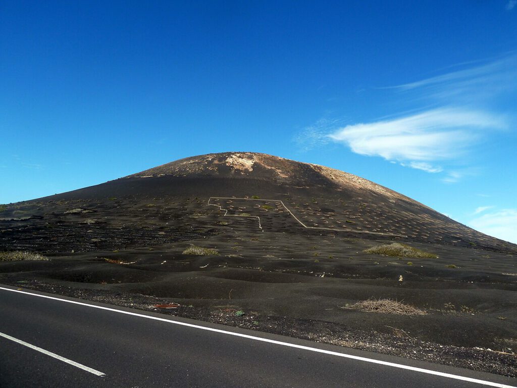 Arrecife (Lanzarote) Weinberge in La Geria