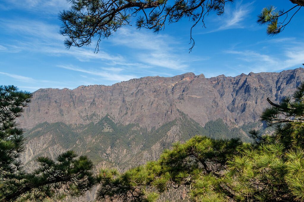 Santa Cruz de La Palma Blick in die Caldera de Taburiente
