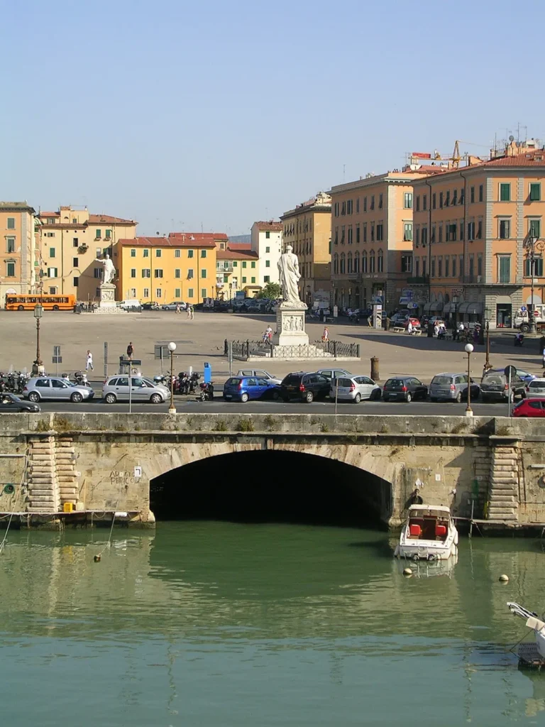 Livorno (Toskana) Piazza della Repubblica in Livorno