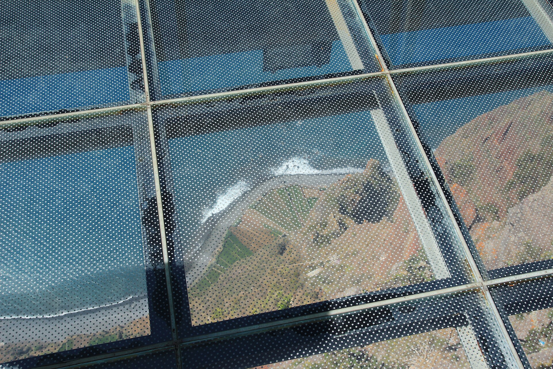 Madeira: Kreuzfahrt, Levadas und Porto Santo Glasplattform Skywalk am Cabo Girão, Madeira
