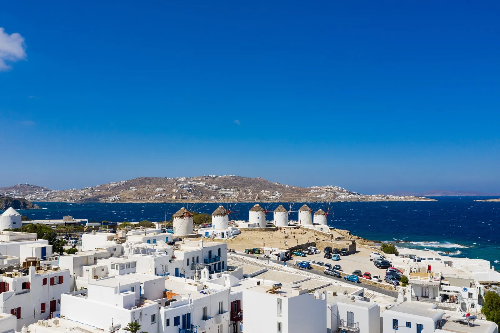 Windmühlen und Häuser von Mykonos