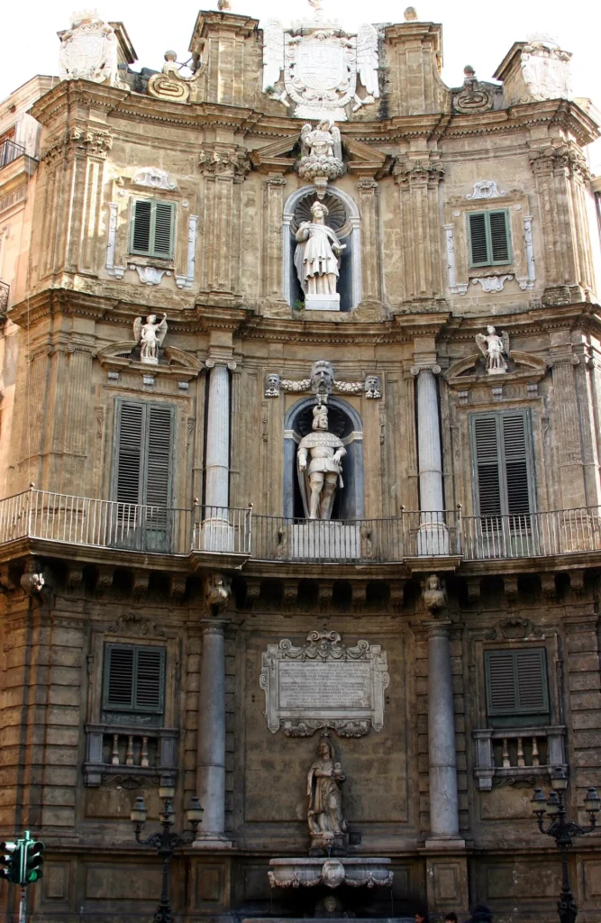 Palermo (Sizilien) Quattro Canti in Palermo