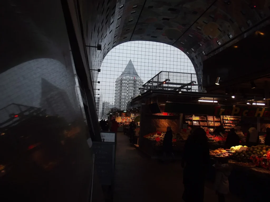 Rotterdam Die Markthalle in Rotterdam