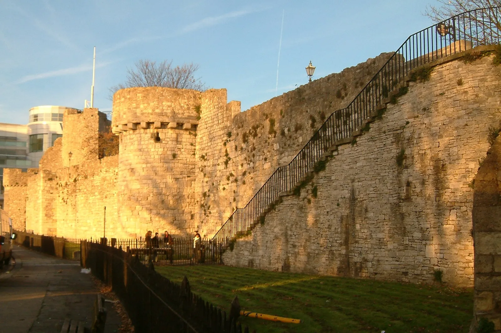 Southampton Stadtmauer und Town Quay in Southampton