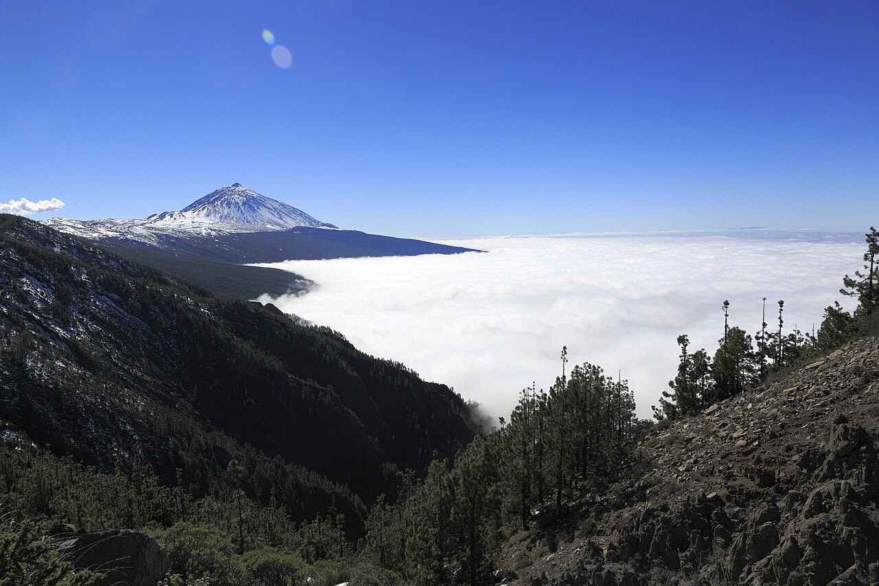 Teneriffa: Insel-Guide Der Teide über der Passatwolke