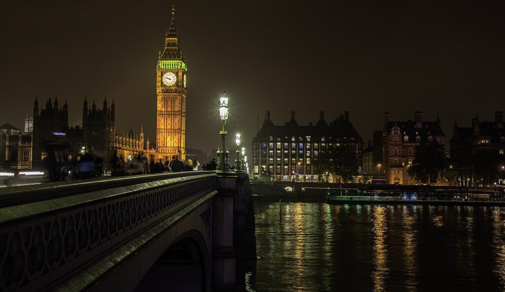 Tilbury und London Westminster: Big Ben und Westminster Abbey in Tilbury und London