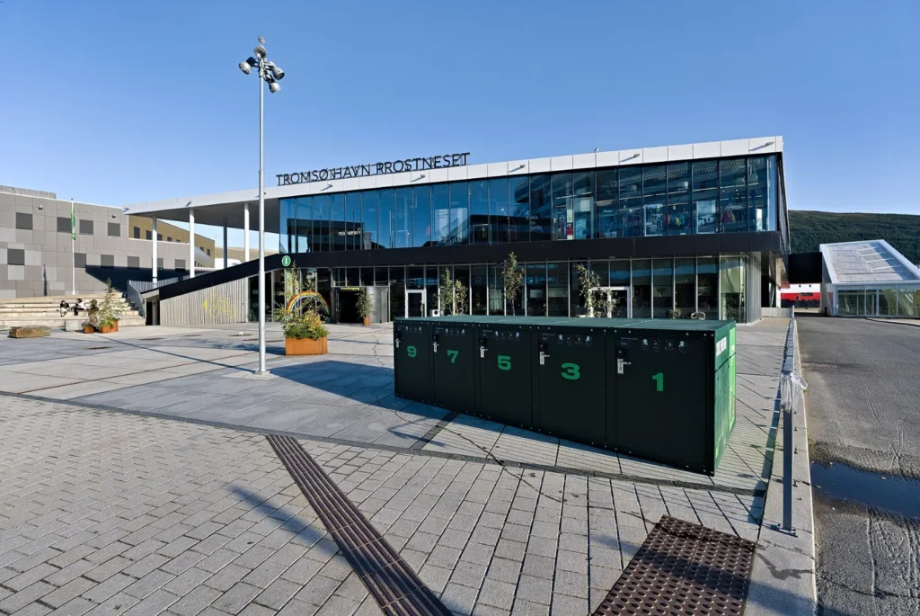Der Anleger Prostneset im Zentrum von Tromsø